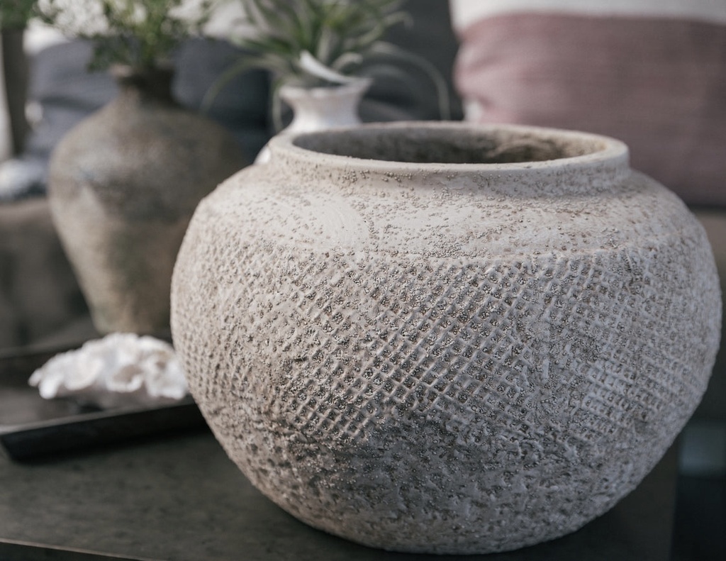 Vertas Rustic Cement Low Vase